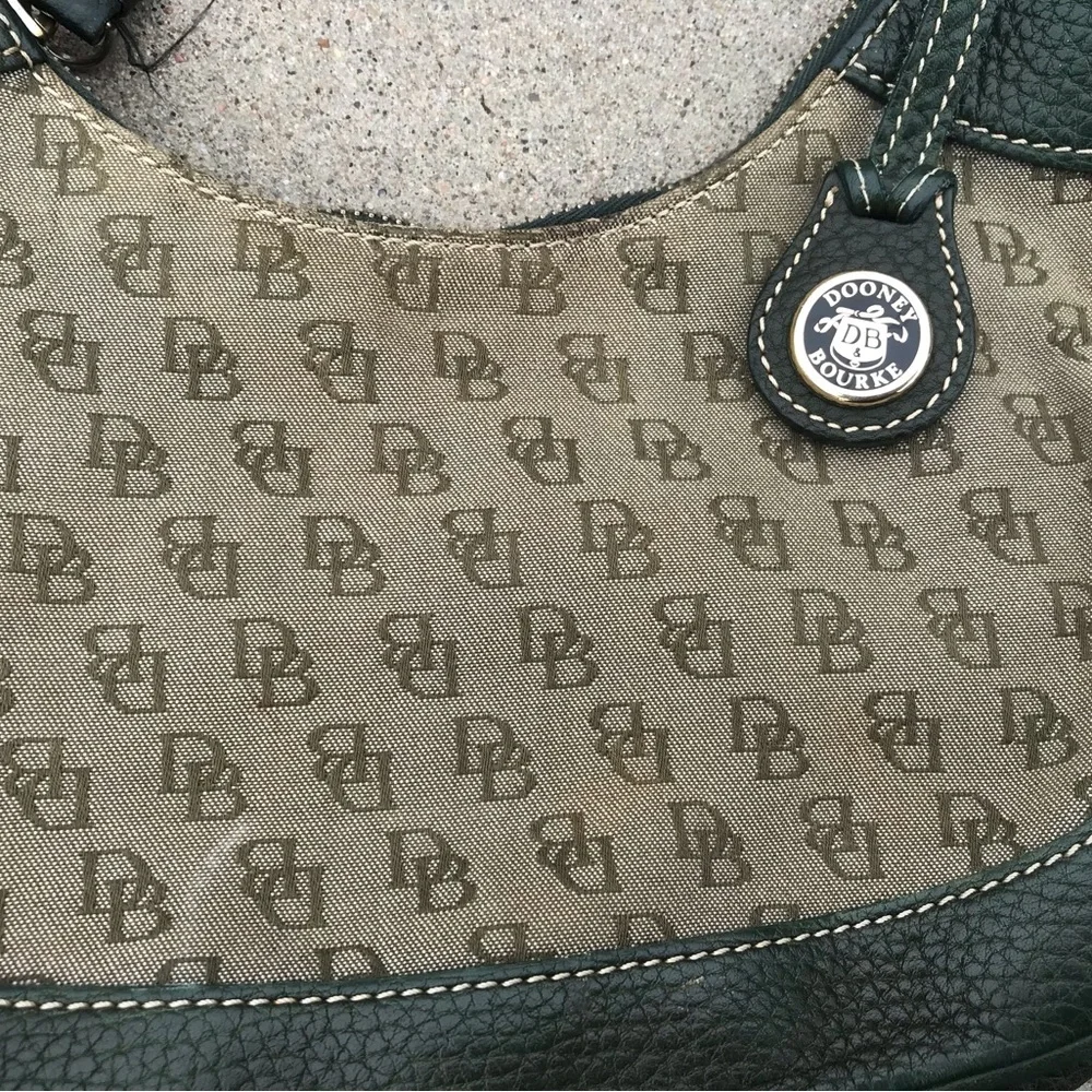 Vintage Dooney & Bourke Green Shoulder Bag